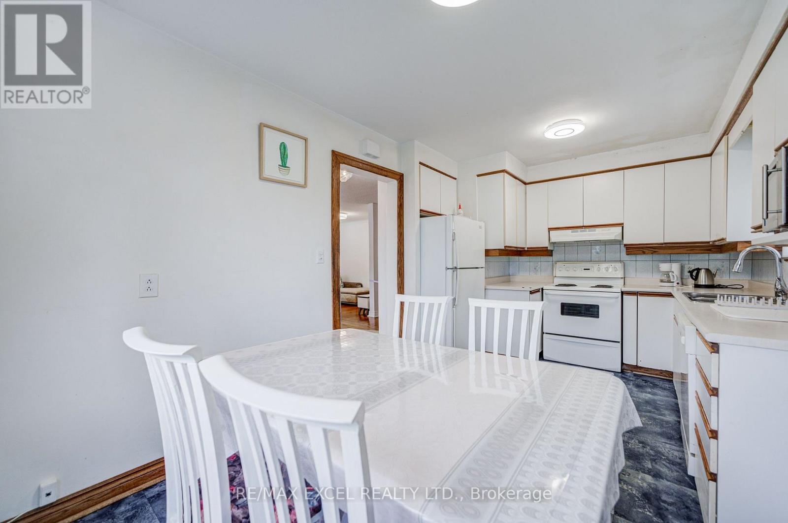 155 Edmonton Drive, Toronto (Pleasant View), Ontario  M2J 3X3 - Photo 15 - C13789680