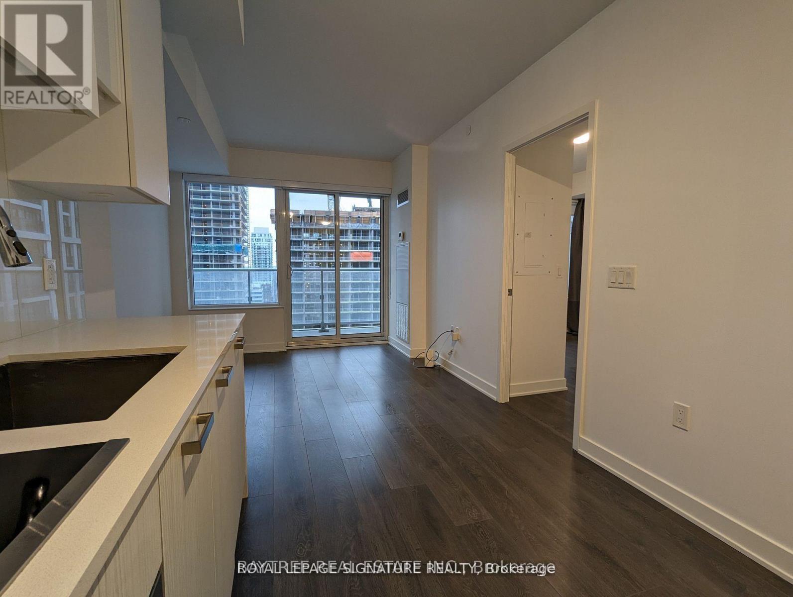 3011 - 195 Redpath Avenue, Toronto (Mount Pleasant West), Ontario  M4P 0E4 - Photo 3 - C13789686