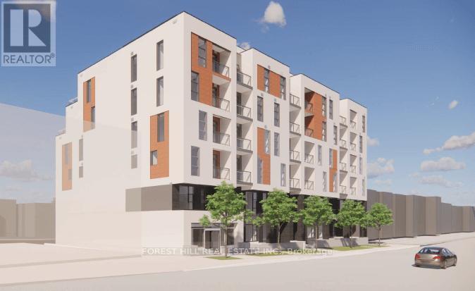 606 - 2000 BATHURST STREET