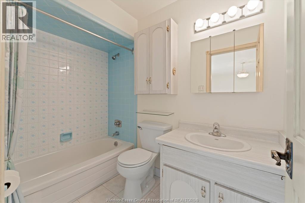3696 Huntington Avenue, Windsor, Ontario  N9E 3N3 - Photo 22 - 26022627