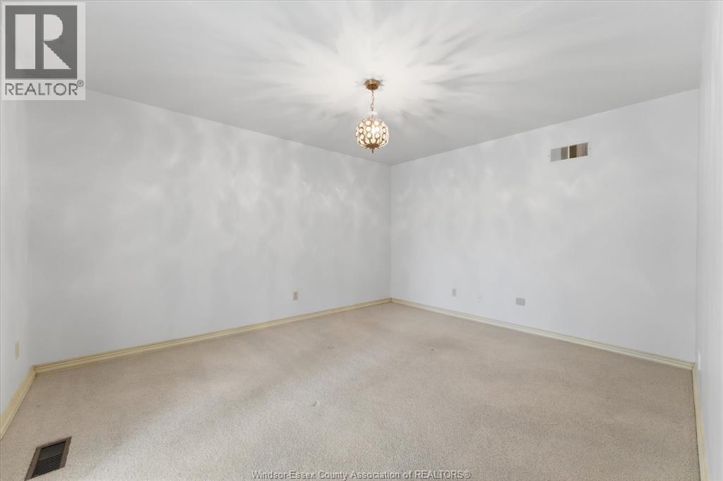 3696 Huntington Avenue, Windsor, Ontario  N9E 3N3 - Photo 26 - 26022627