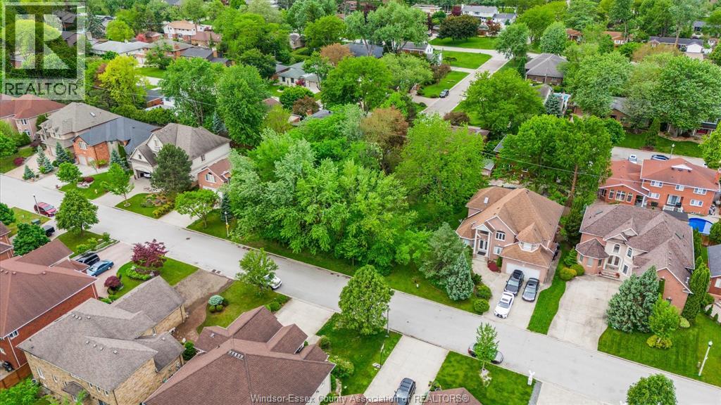 3696 Huntington Avenue, Windsor, Ontario  N9E 3N3 - Photo 43 - 26022627