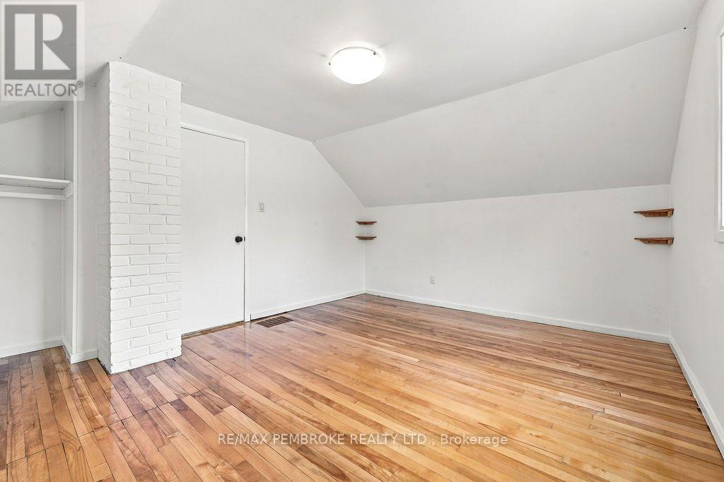 14 Summit Street, Deep River, Ontario  K0J 1P0 - Photo 38 - X13730488