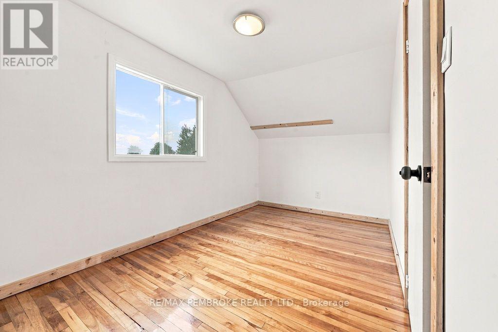 14 Summit Street, Deep River, Ontario  K0J 1P0 - Photo 34 - X13730488