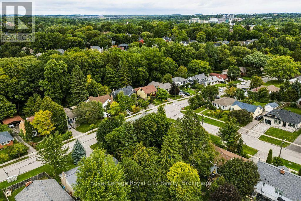 236 Stanley Street, Newmarket (Central Newmarket), Ontario  L3Y 4M9 - Photo 29 - N13789714