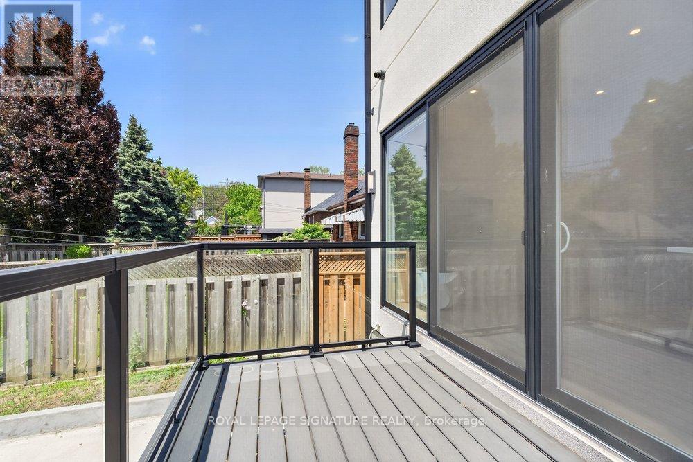 260 Dewhurst Boulevard N, Toronto, Ontario  M4J 3K8 - Photo 20 - E13789592