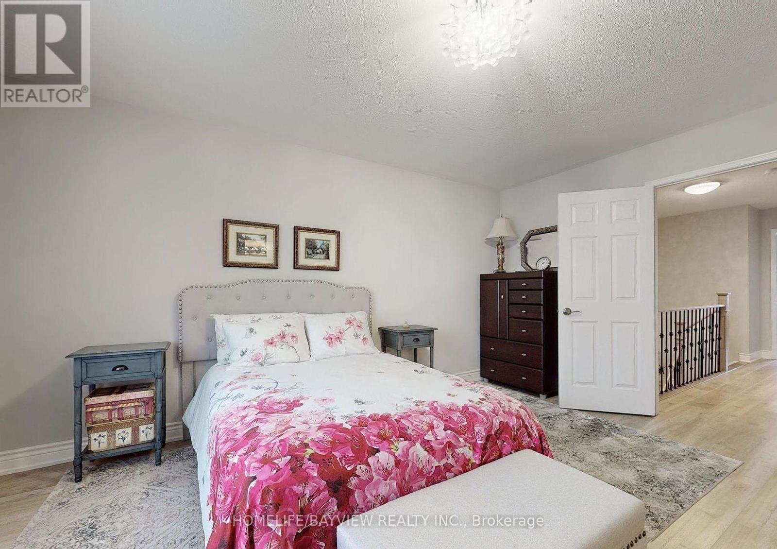 245 Orr Drive, Bradford West Gwillimbury (Bradford), Ontario  L3Z 0S3 - Photo 18 - N13789604