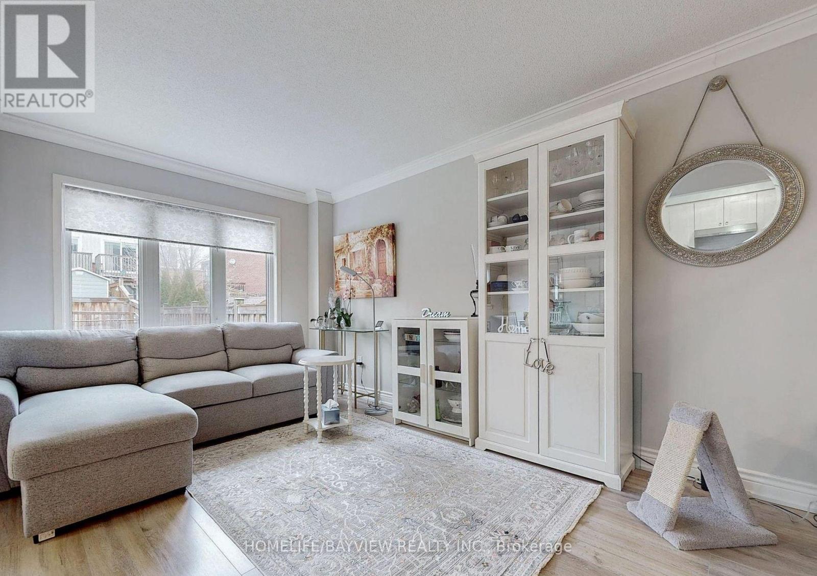 245 Orr Drive, Bradford West Gwillimbury (Bradford), Ontario  L3Z 0S3 - Photo 2 - N13789604