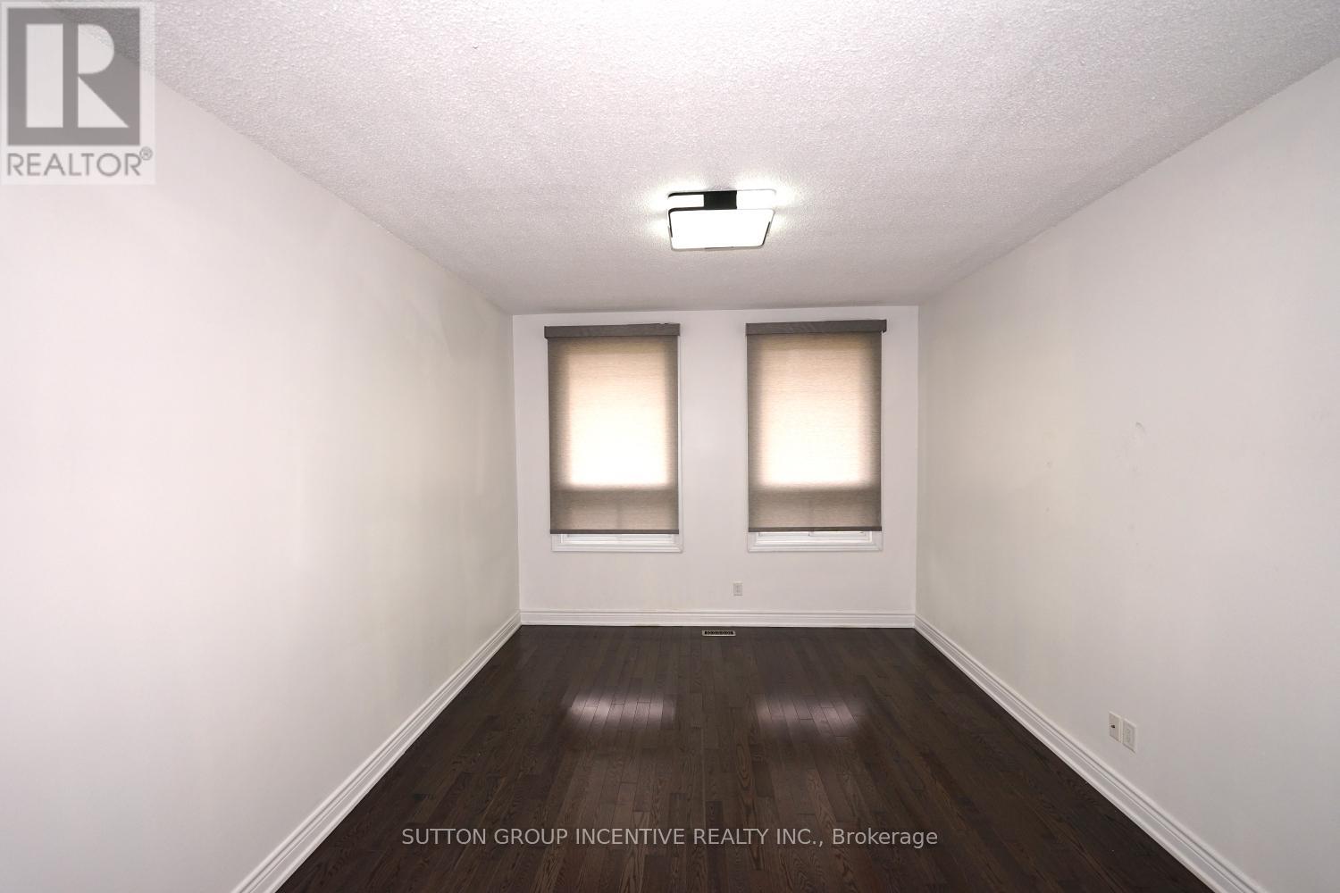 7 Huron Street, Barrie (North Shore), Ontario  L4M 5H2 - Photo 10 - S13789628