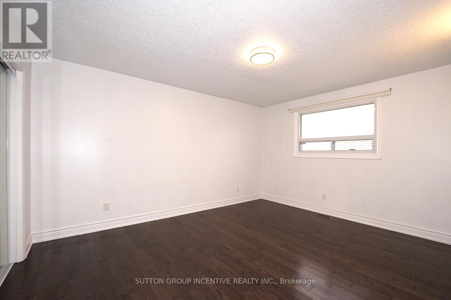 7 Huron Street, Barrie (North Shore), Ontario  L4M 5H2 - Photo 18 - S13789628