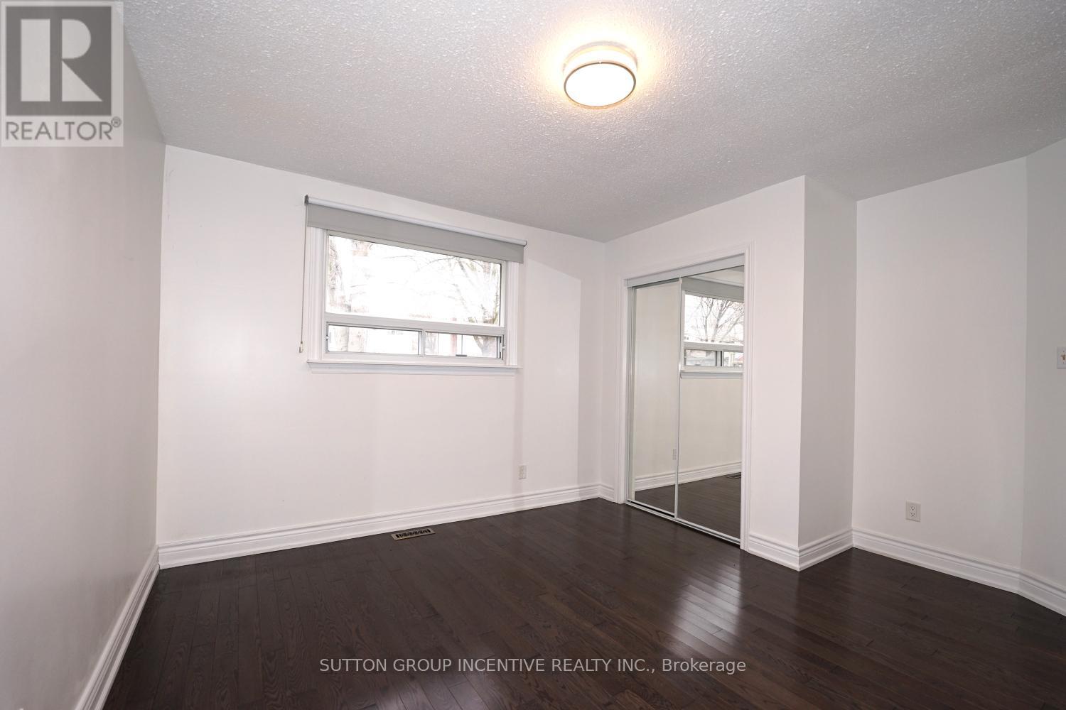 7 Huron Street, Barrie (North Shore), Ontario  L4M 5H2 - Photo 19 - S13789628
