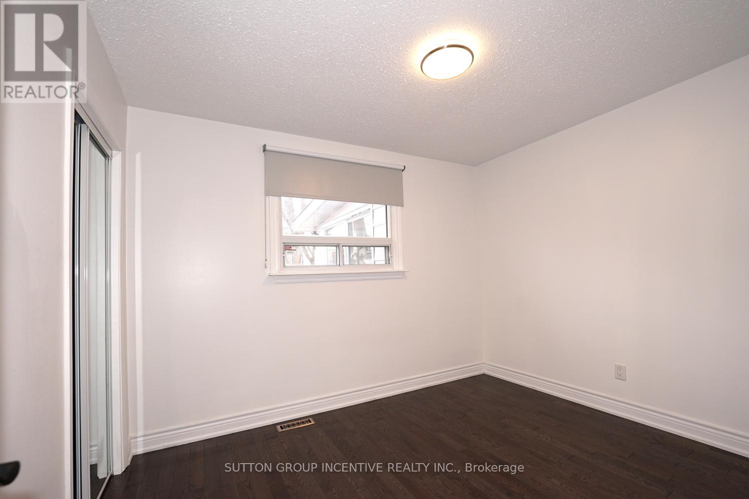 7 Huron Street, Barrie (North Shore), Ontario  L4M 5H2 - Photo 20 - S13789628