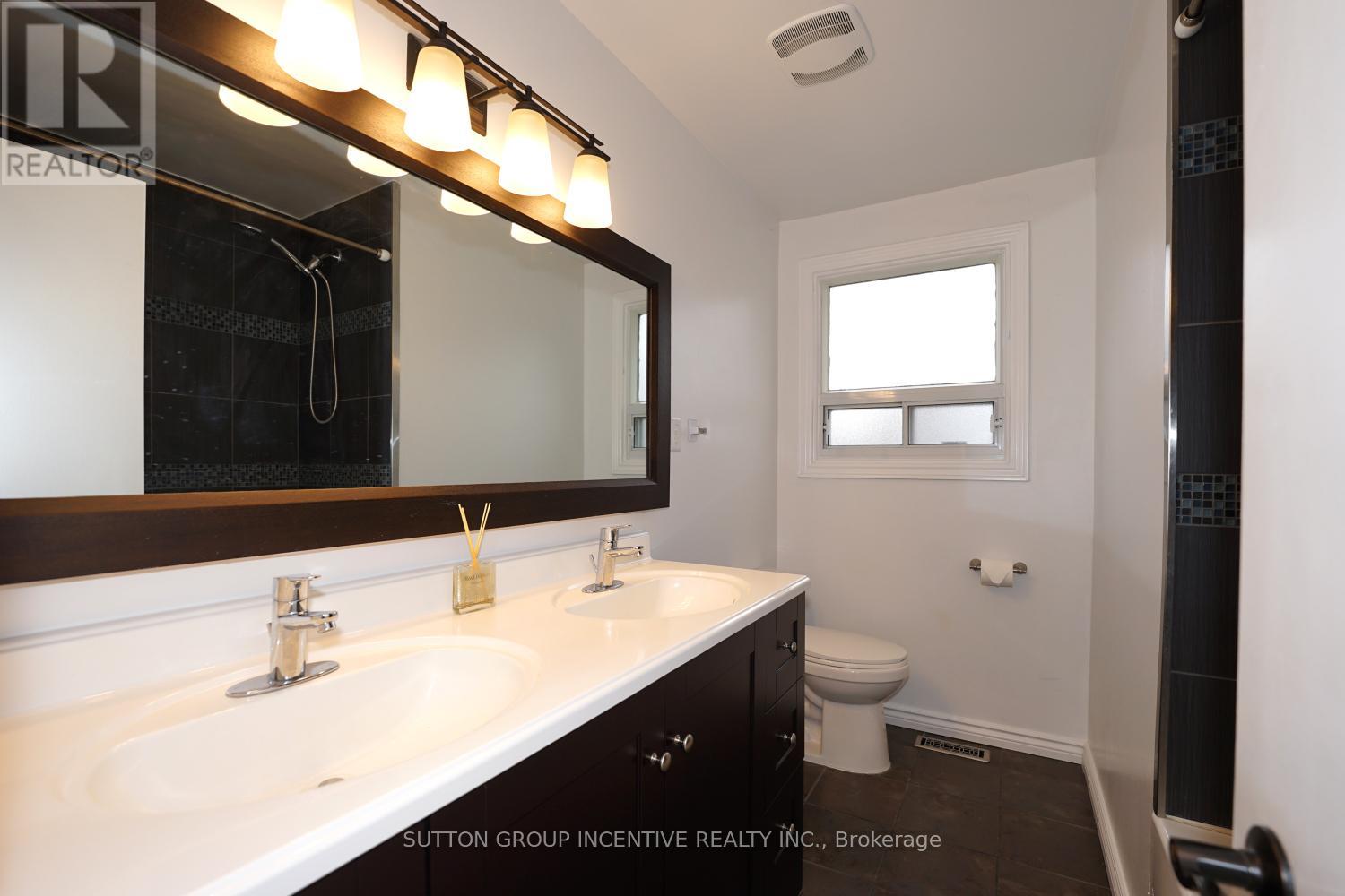 7 Huron Street, Barrie (North Shore), Ontario  L4M 5H2 - Photo 21 - S13789628