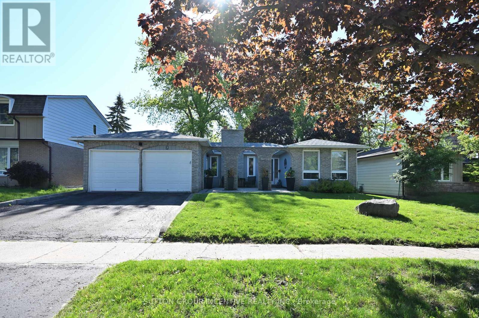 7 Huron Street, Barrie (North Shore), Ontario  L4M 5H2 - Photo 31 - S13789628