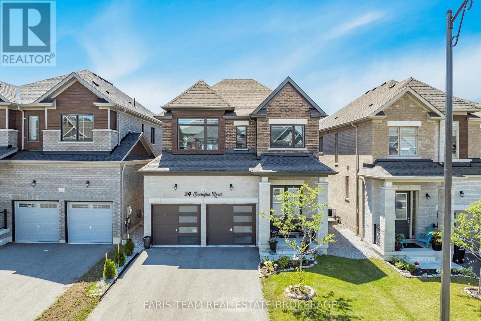 24 SASSAFRAS ROAD, springwater (midhurst), Ontario