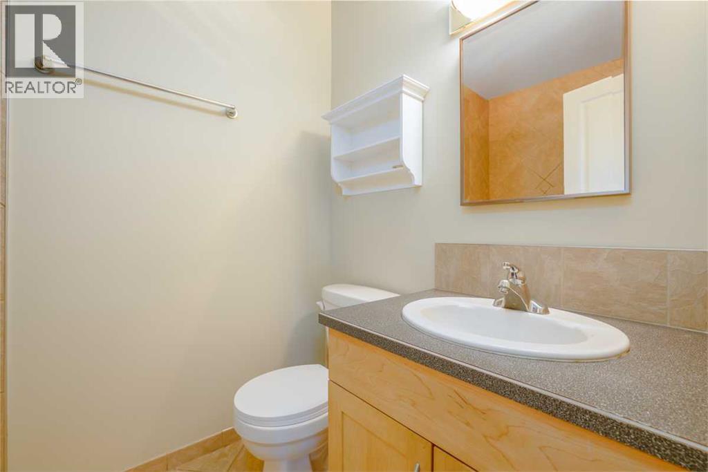 18, 1813 25 Avenue SW, Calgary, Alberta  T2T 1A4 - Photo 10 - A2341708