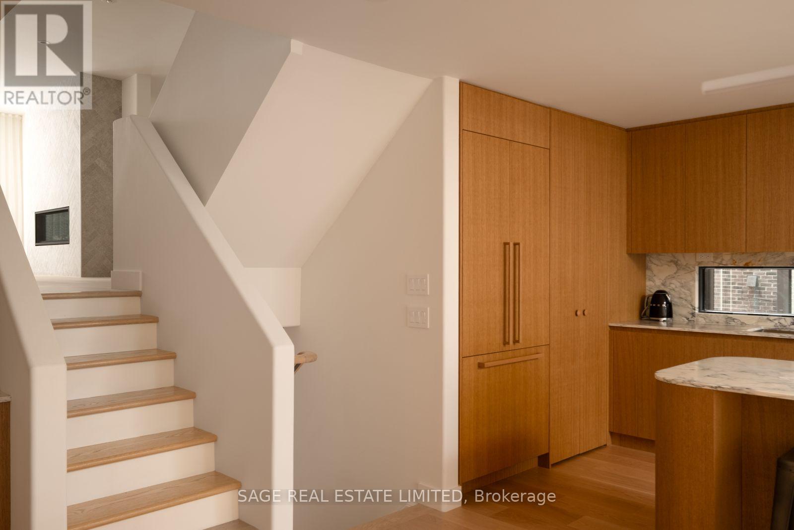 47 Delaware Avenue, Toronto, Ontario  M6H 2S8 - Photo 12 - C13789546