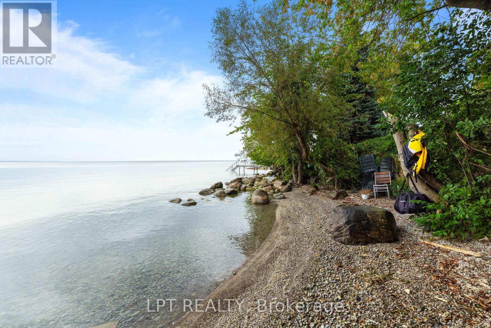 549 Lake Drive E, Georgina, Ontario  L0E 1S0 - Photo 3 - N13784286