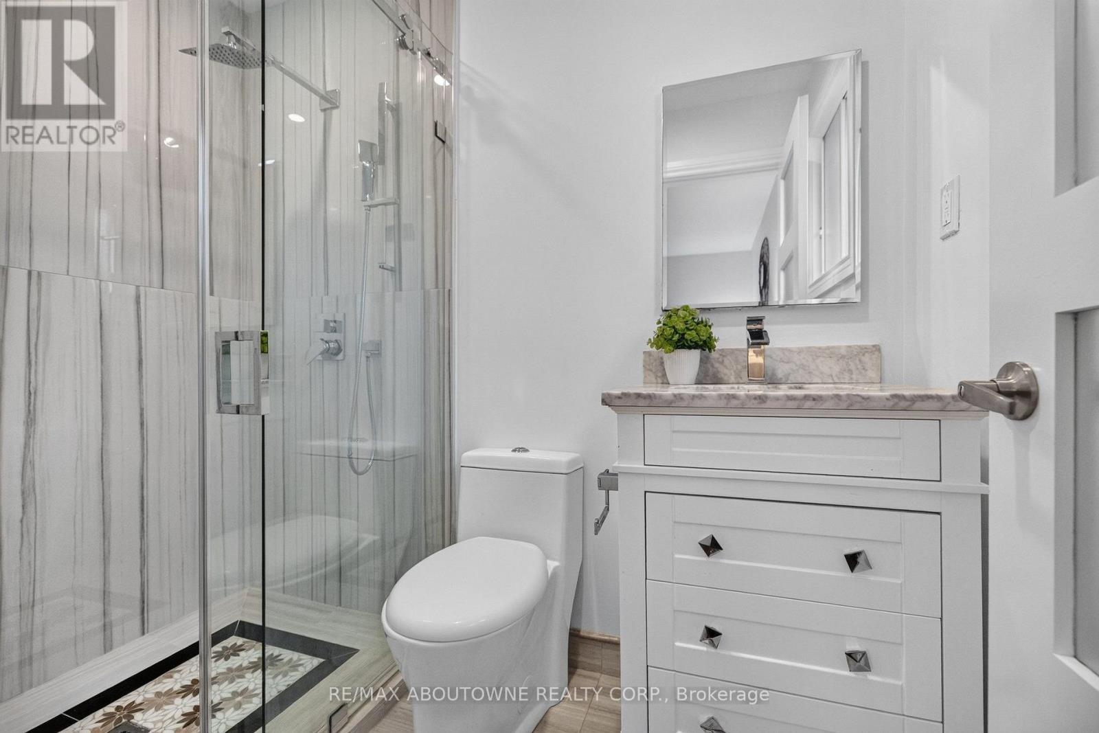 1191 Carlo Court, Mississauga (Rathwood), Ontario  L4W 3N6 - Photo 29 - W13789670