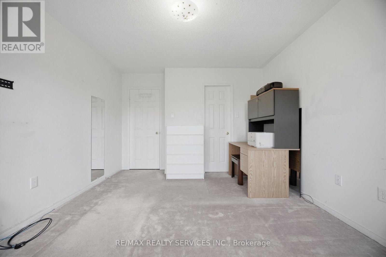 8 Riverbank Road, Brampton, Ontario  L6R 2H6 - Photo 34 - W13789744