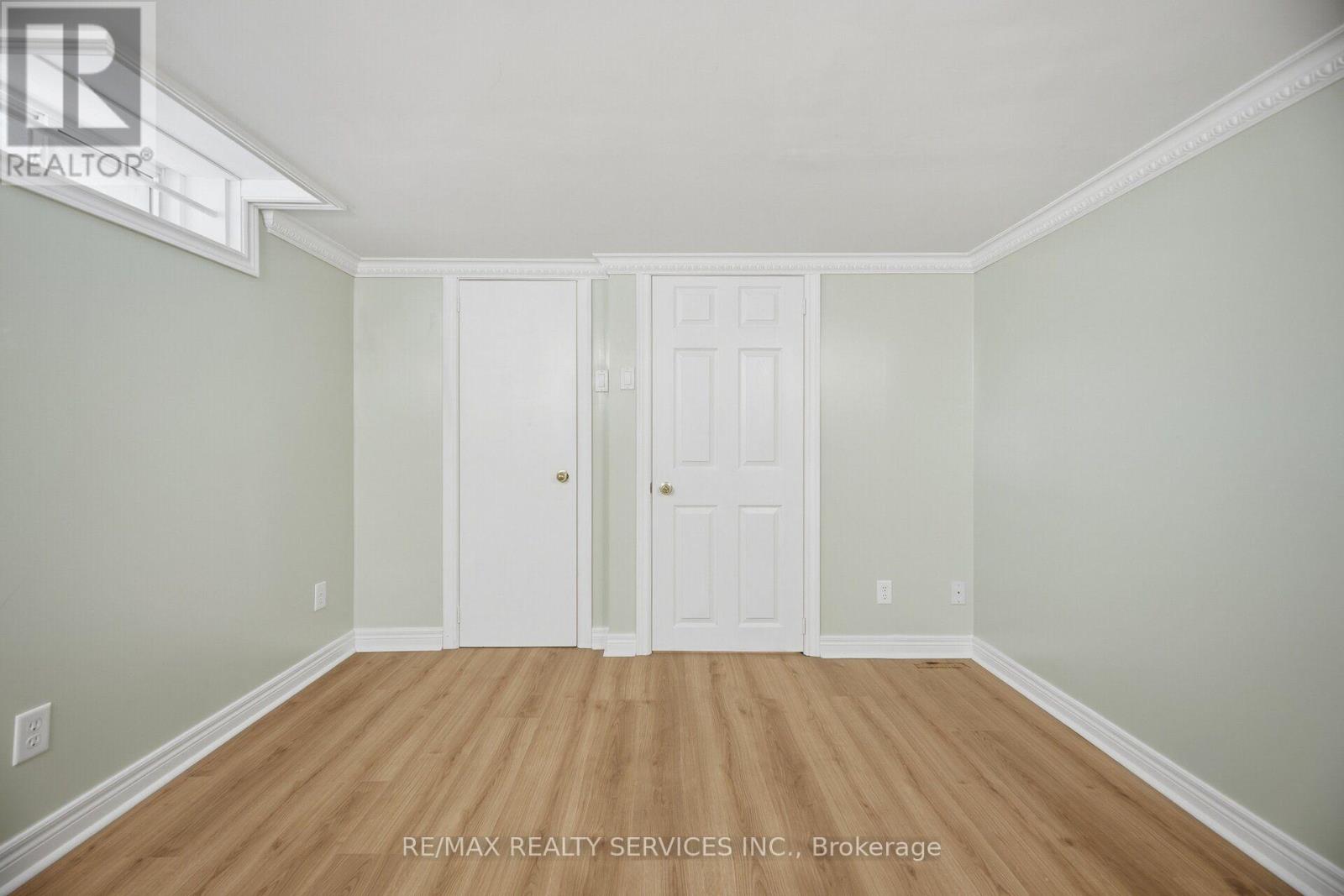 8 Riverbank Road, Brampton, Ontario  L6R 2H6 - Photo 45 - W13789744