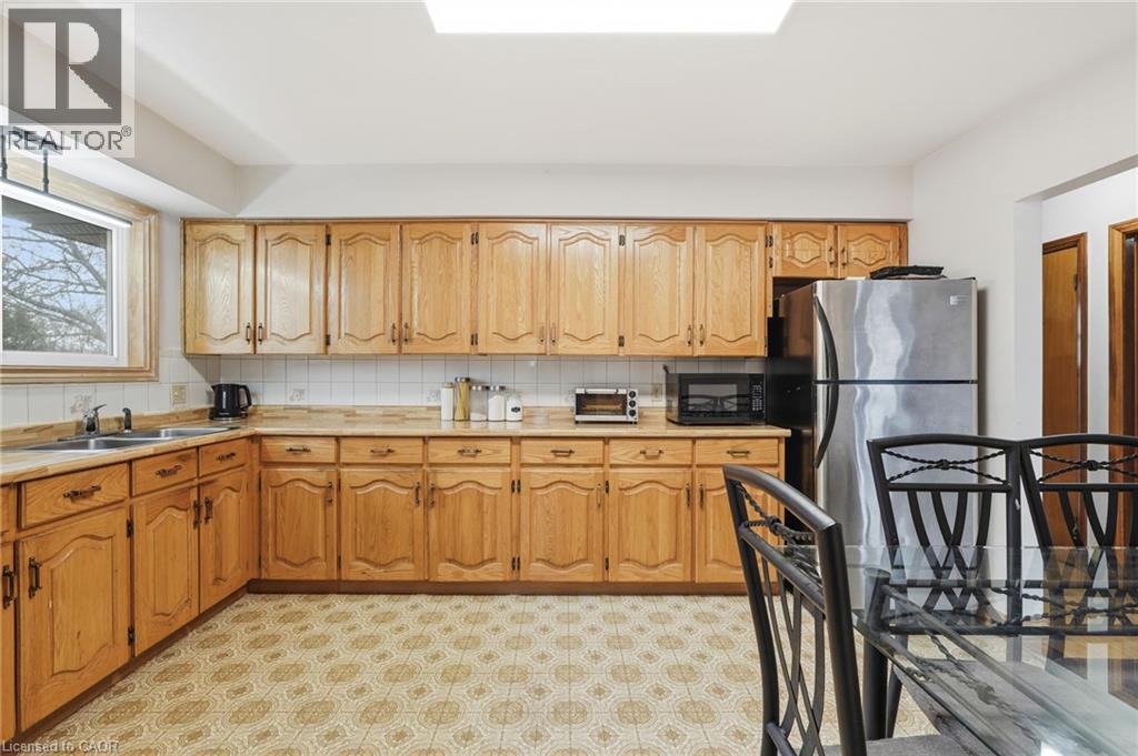 20 Nelligan Place, Hamilton, Ontario  L8K 4X7 - Photo 11 - 40863875