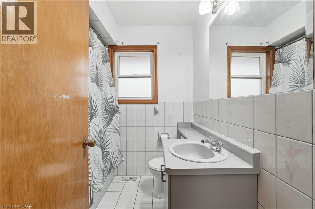 20 Nelligan Place, Hamilton, Ontario  L8K 4X7 - Photo 24 - 40863875