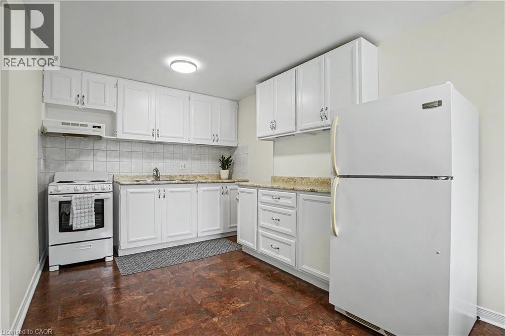120 Country Club Drive Unit# 58, Guelph, Ontario  N1E 3K7 - Photo 10 - 40845217