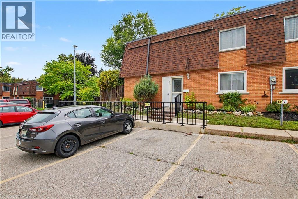 120 Country Club Drive Unit# 58, Guelph, Ontario  N1E 3K7 - Photo 2 - 40845217