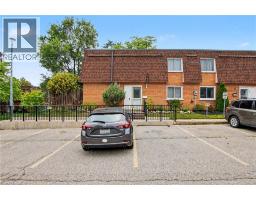 120 COUNTRY CLUB Drive Unit# 58, Guelph, Ontario