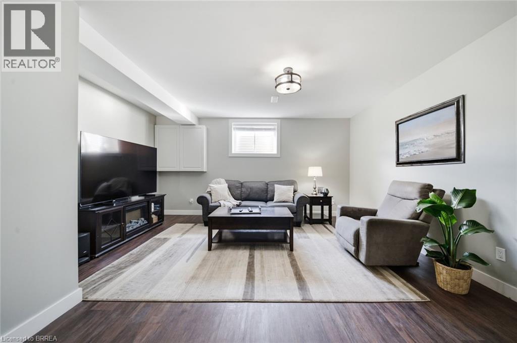 301 Cockshutt Road, Brantford, Ontario  N3T 5L6 - Photo 28 - 40863357