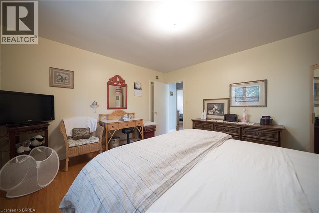 57 Devon Street, Brantford, Ontario  N3R 1M5 - Photo 22 - 40863761