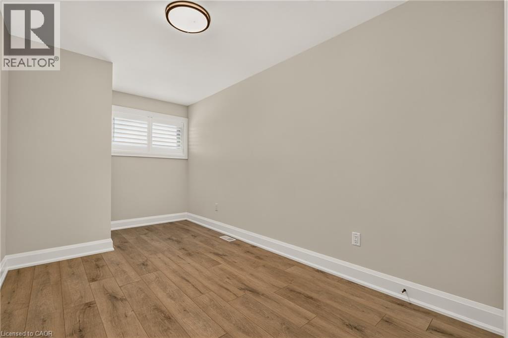 118 Springvalley Crescent, Hamilton, Ontario  L9C 0E4 - Photo 25 - 40862395