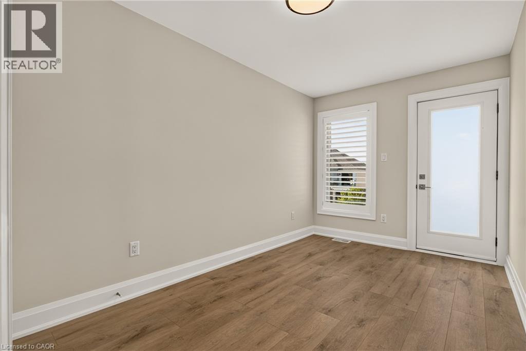 118 Springvalley Crescent, Hamilton, Ontario  L9C 0E4 - Photo 26 - 40862395