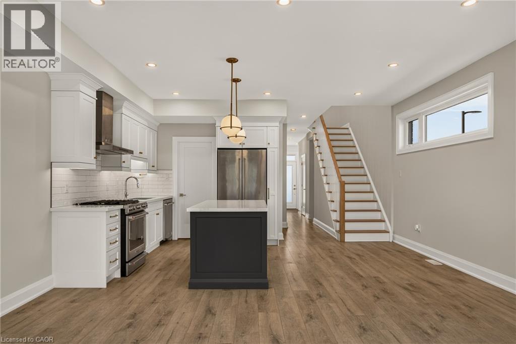 118 Springvalley Crescent, Hamilton, Ontario  L9C 0E4 - Photo 9 - 40862395