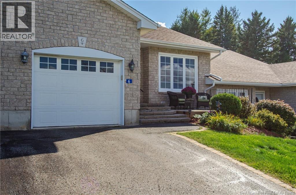 6 Mapleview Drive, Hampton, New Brunswick  E5N 0B5 - Photo 1 - NB147911