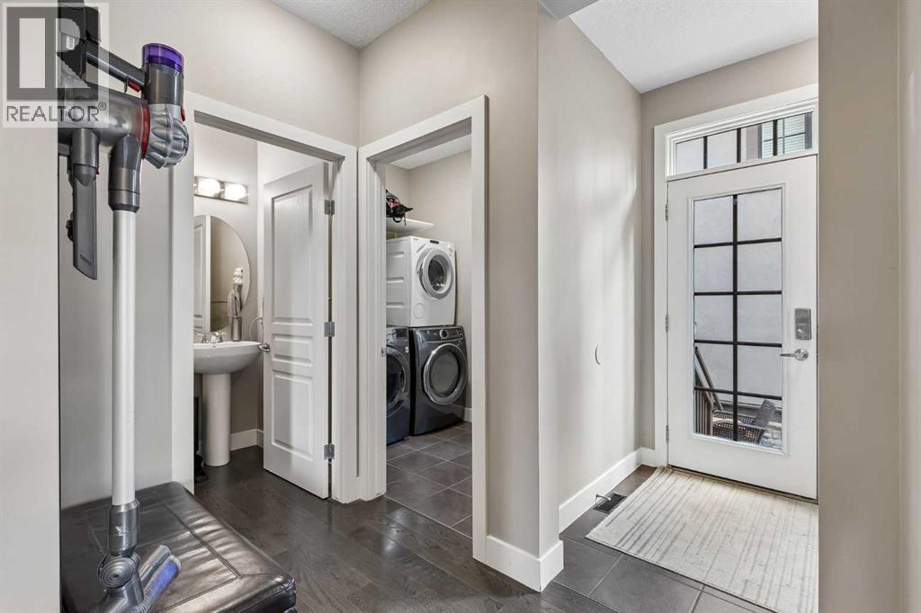 5 Mary Dover Drive SW, Calgary, Alberta  T3E 7A4 - Photo 14 - A2344328