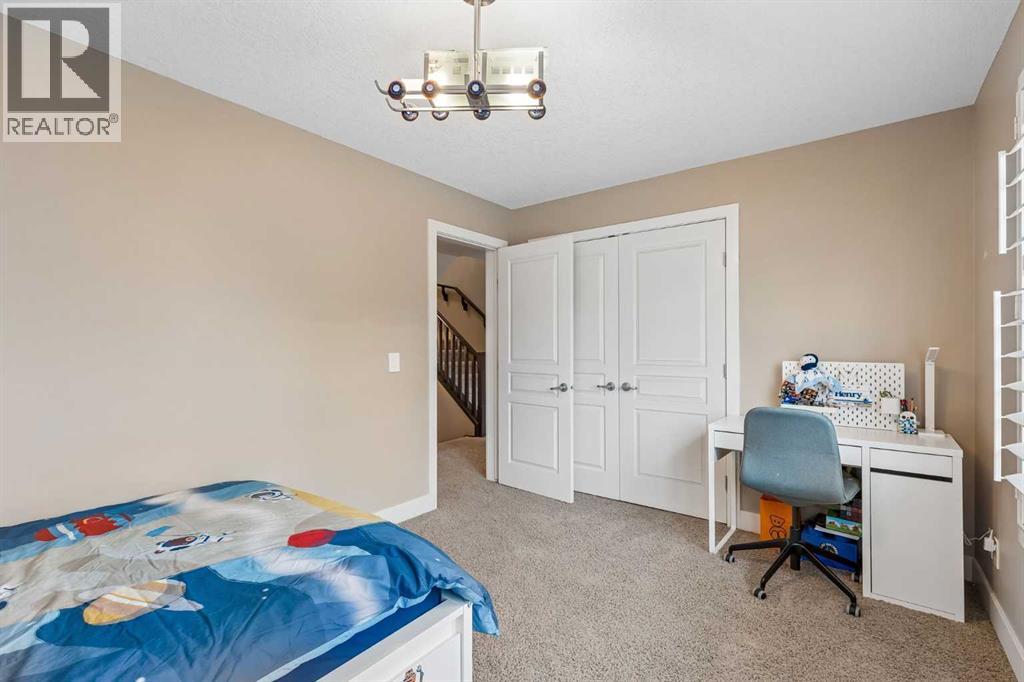 5 Mary Dover Drive SW, Calgary, Alberta  T3E 7A4 - Photo 31 - A2344328