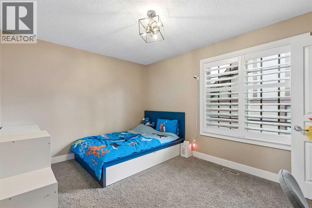 5 Mary Dover Drive SW, Calgary, Alberta  T3E 7A4 - Photo 32 - A2344328