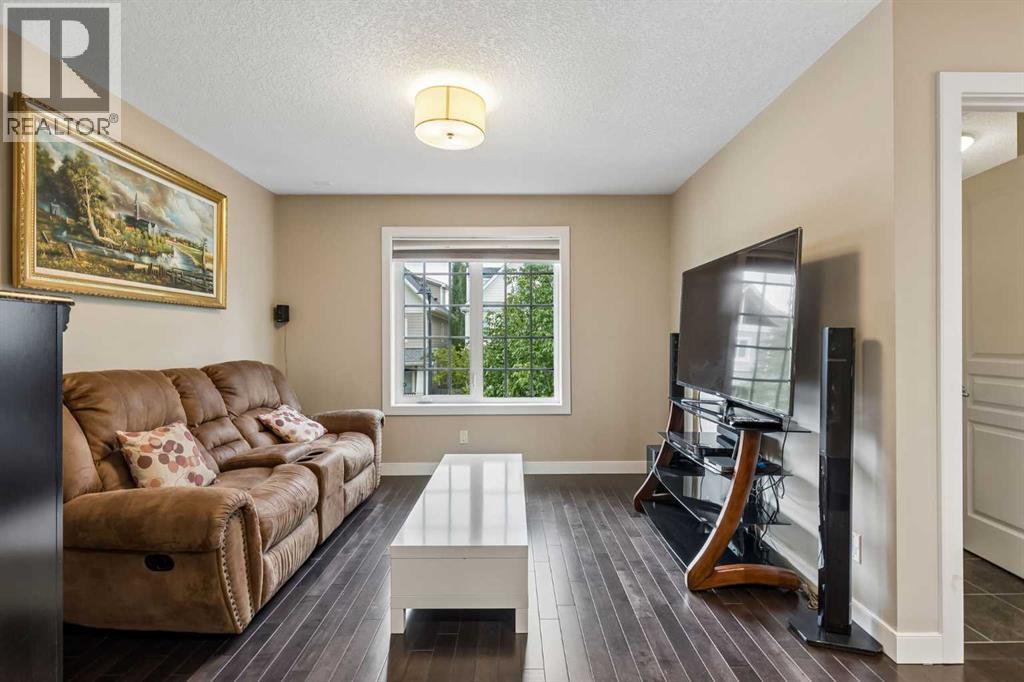 5 Mary Dover Drive SW, Calgary, Alberta  T3E 7A4 - Photo 41 - A2344328