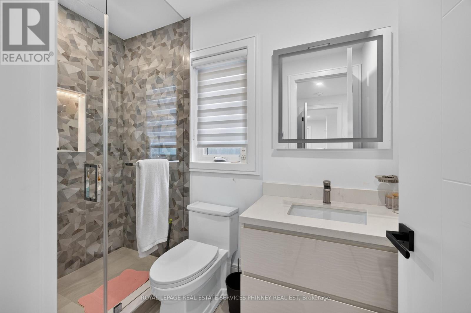 1438 Garnet Avenue, Mississauga, Ontario  L5G 4C6 - Photo 24 - W13489206