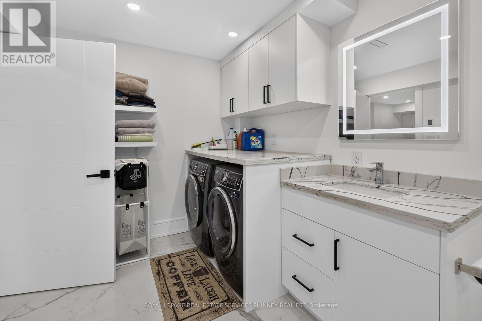 1438 Garnet Avenue, Mississauga, Ontario  L5G 4C6 - Photo 33 - W13489206