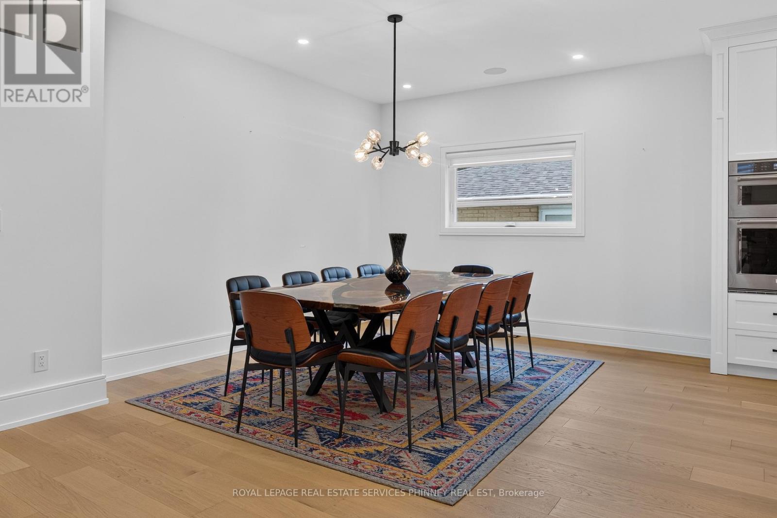 1438 Garnet Avenue, Mississauga, Ontario  L5G 4C6 - Photo 5 - W13489206
