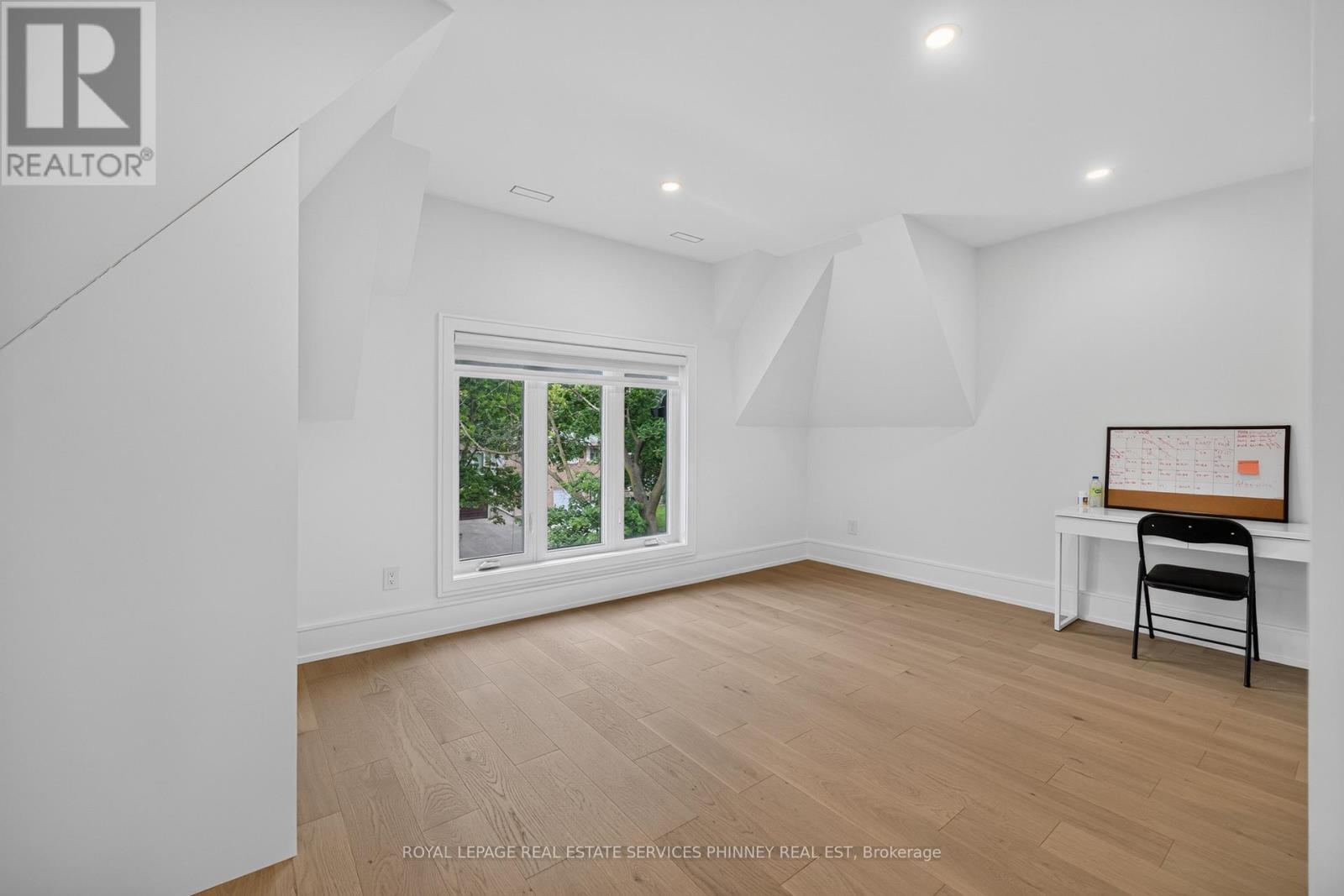 1438 Garnet Avenue, Mississauga, Ontario  L5G 4C6 - Photo 25 - W13489206