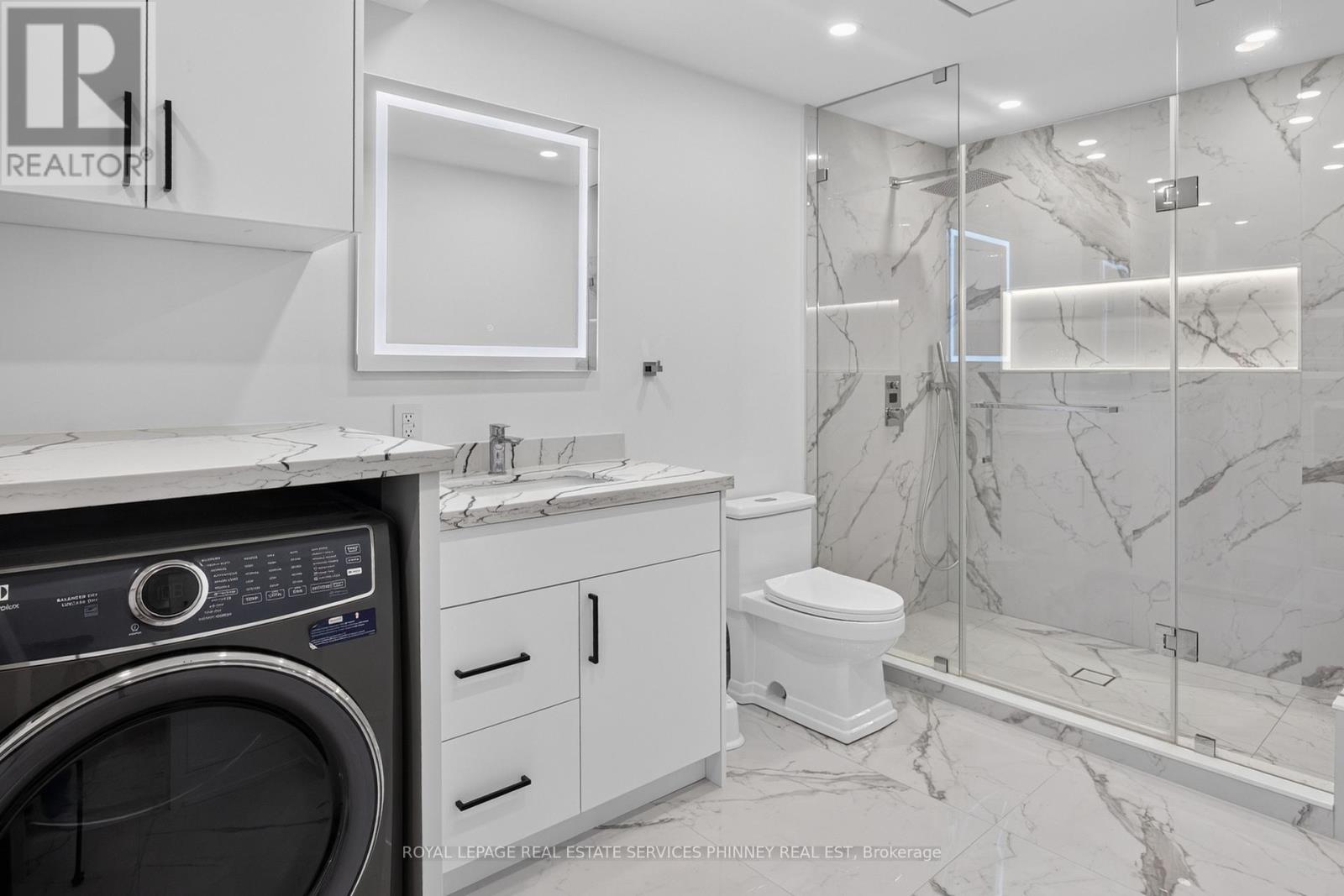 1438 Garnet Avenue, Mississauga, Ontario  L5G 4C6 - Photo 32 - W13489206