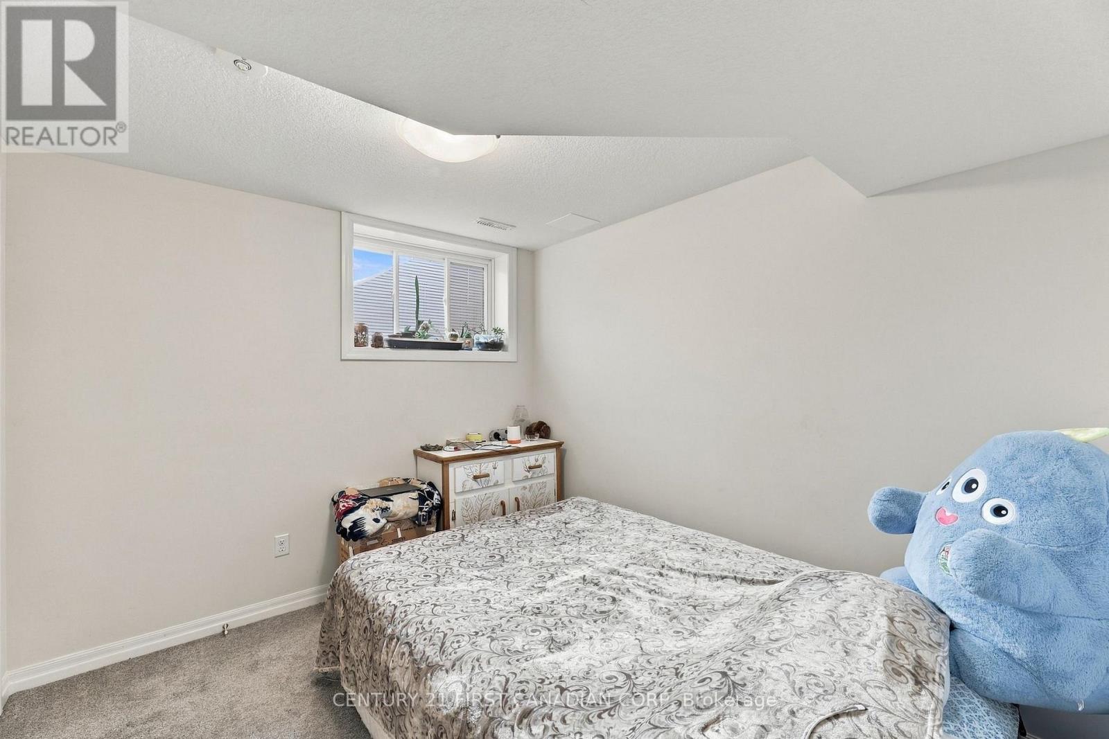 56 Cortland Terrace, St. Thomas, Ontario  N5R 0J7 - Photo 33 - X13789938