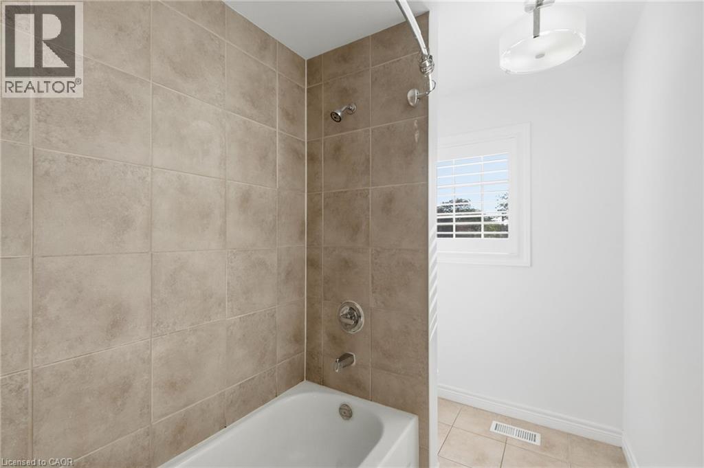 84 Deerborn Drive, Hamilton, Ontario  L8V 0A7 - Photo 32 - 40860731
