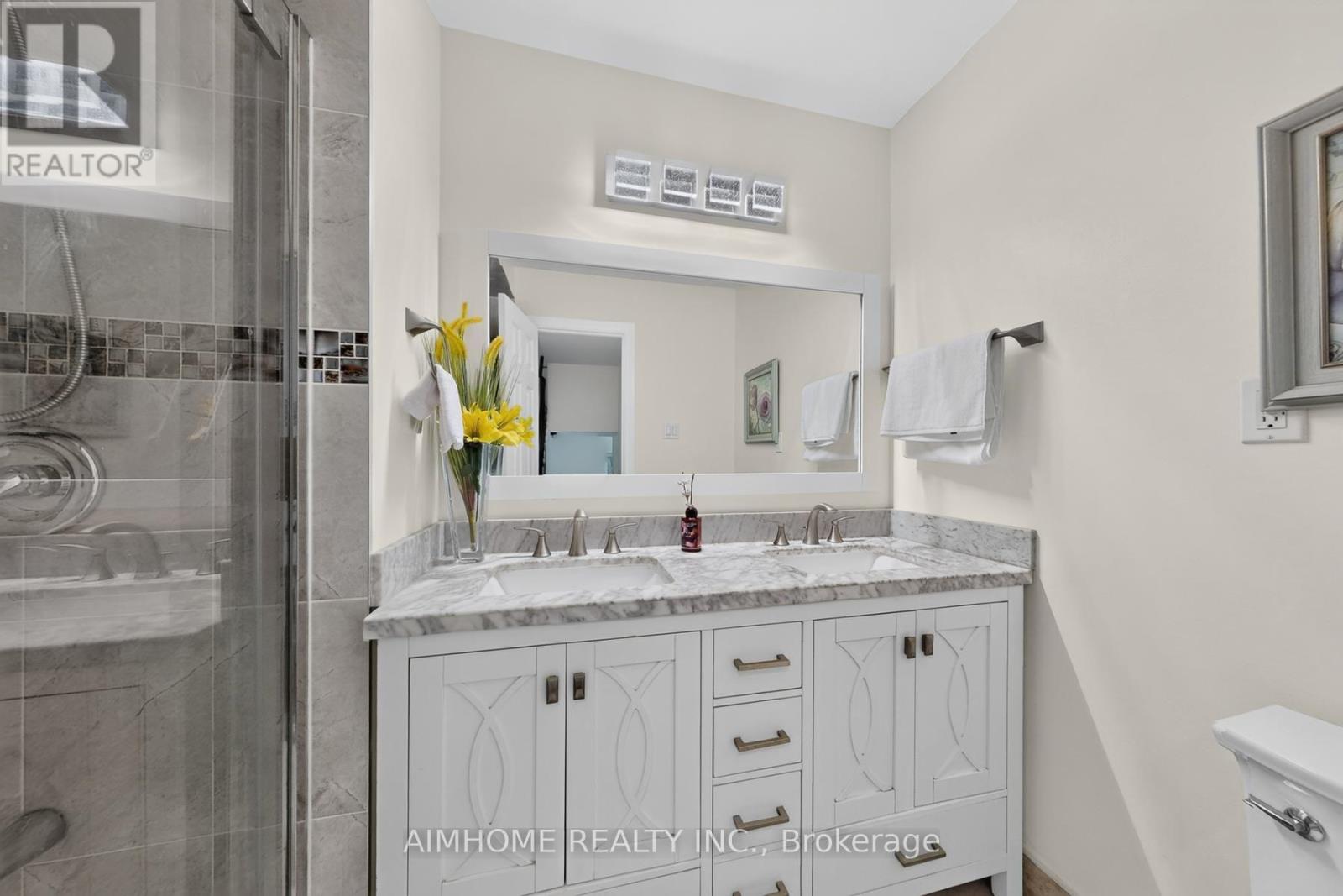 85 Song Meadoway, Toronto, Ontario  M2H 2T9 - Photo 11 - C13789886