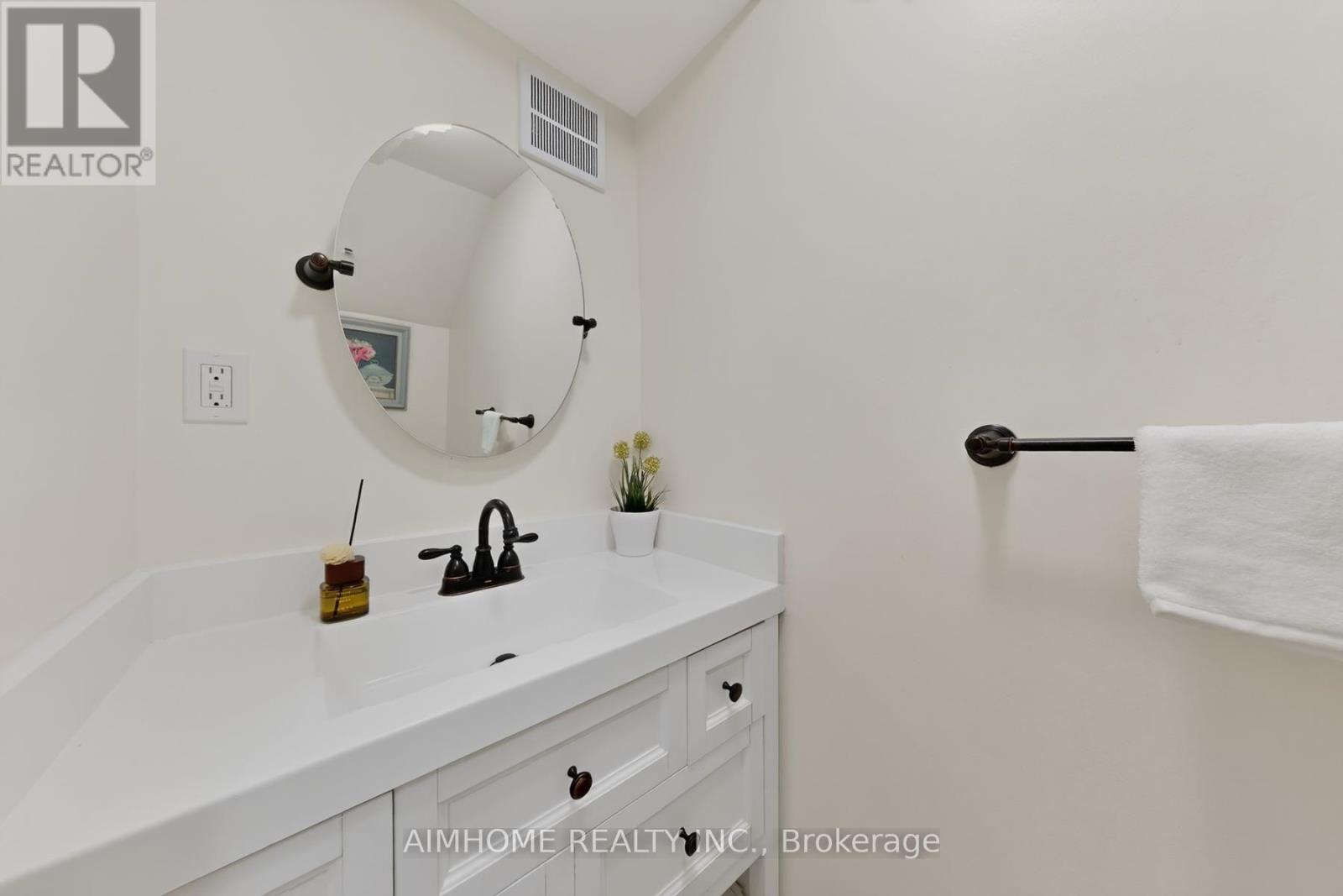 85 Song Meadoway, Toronto, Ontario  M2H 2T9 - Photo 21 - C13789886