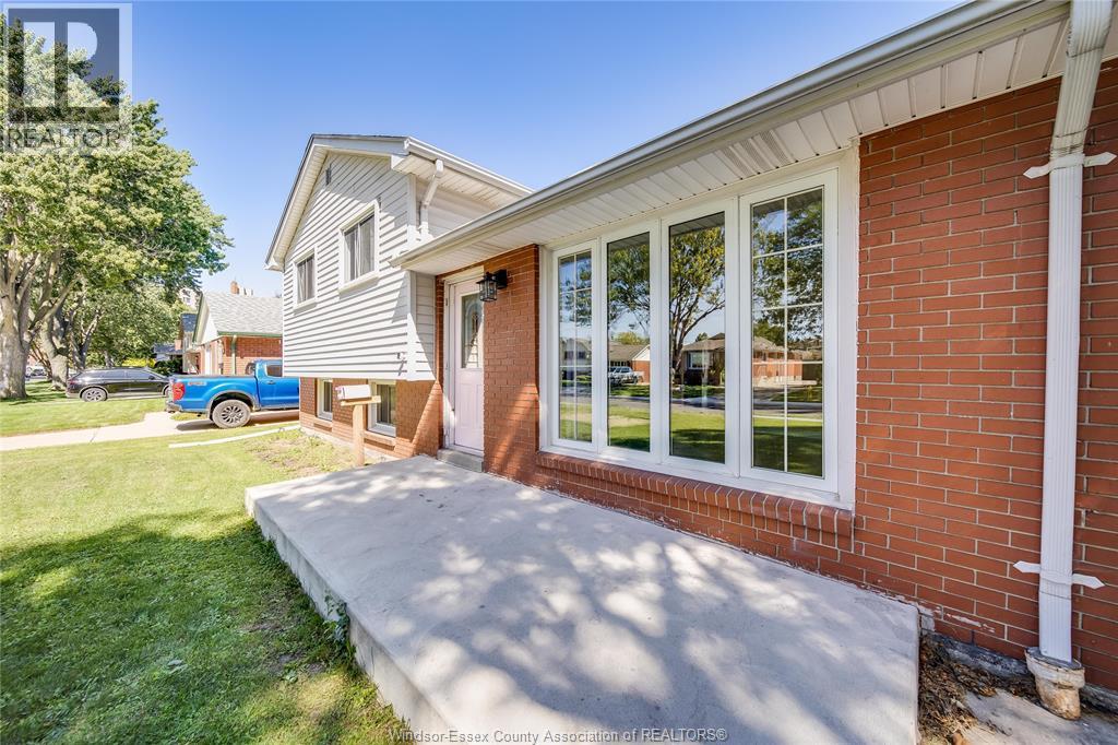 368 Carling Crescent, Windsor, Ontario  N8S 3X8 - Photo 37 - 26022569